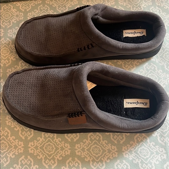 Dearfoams Mens Slippers Gray Slip-On Loafers with Cushioned Sole Size Large - Picture 3 of 5